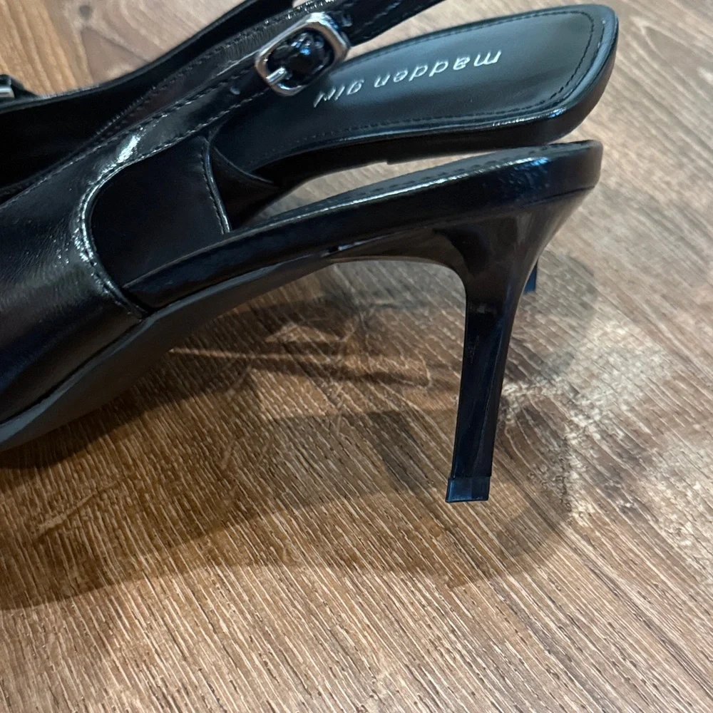 Madden Girl Black Pointed Slingback Heels - Picture 2 of 3